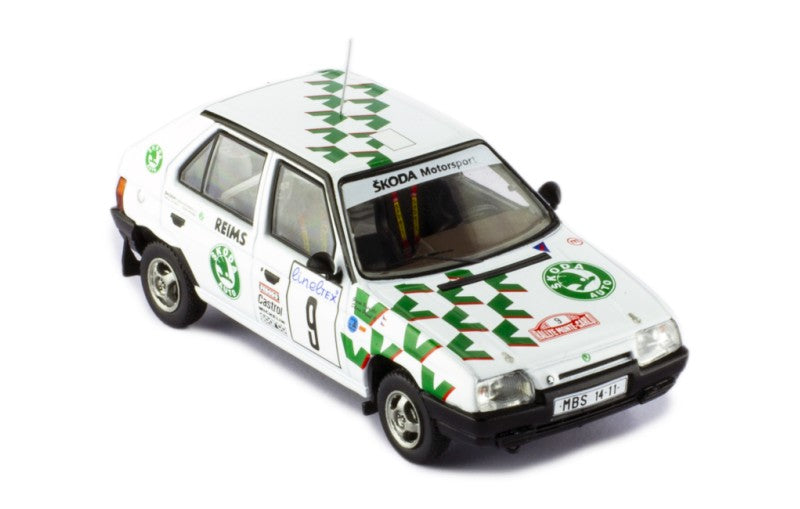 RAC414A SKODA FAVORIT 136L #9 P.SIBERA - P.GROSS RALLYE MONTE-CARLO 1993