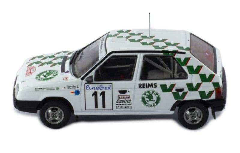 RAC414B SKODA FAVORIT 136L #11 E.TRINER - J.KLIMA RALLYE MONTE-CARLO 1993