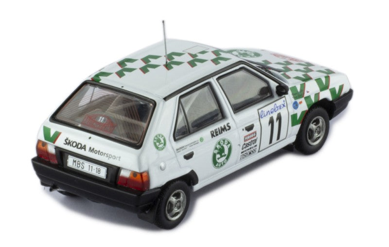 RAC414B SKODA FAVORIT 136L #11 E.TRINER - J.KLIMA RALLYE MONTE-CARLO 1993