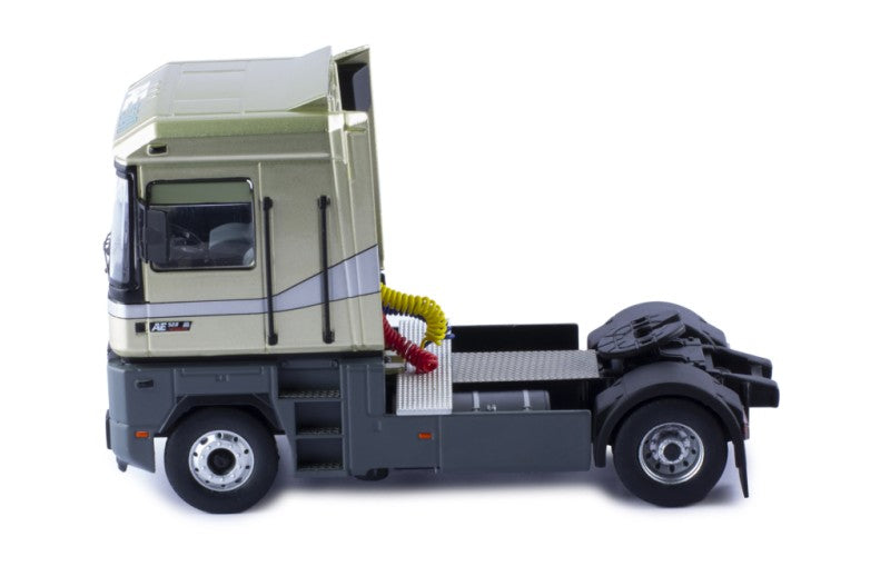 TR159 RENAULT MAGNUM AE 520 TI 1994 METALLIC BEIGE