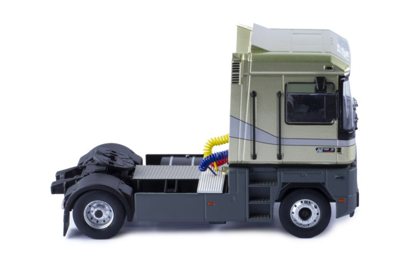 TR159 RENAULT MAGNUM AE 520 TI 1994 METALLIC BEIGE