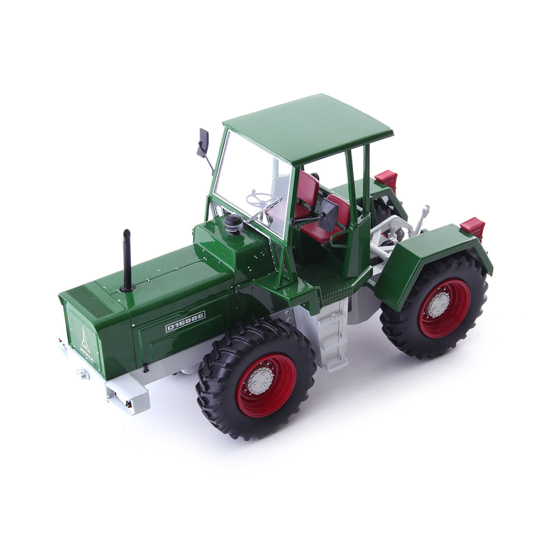 90220 DEUTZ D16006 Tractor with Cabbin 1960 Green