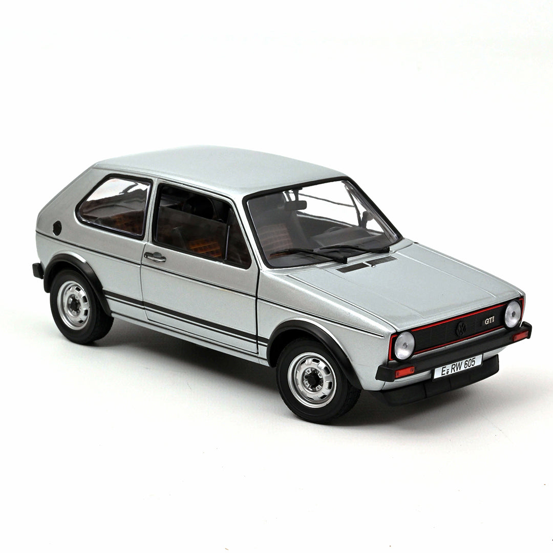 188486 VW ゴルフ GTI 1976 シルバー